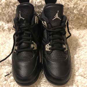 Jordan 4 worn once inside